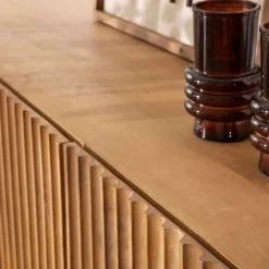 Nolan Aparador de madera maciza de mango